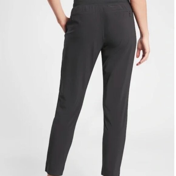 Athleta Brooklyn Ankle Pant Black Size 8 Wrinkle-resistant Stretch Lightweight - Picture 2 of 15